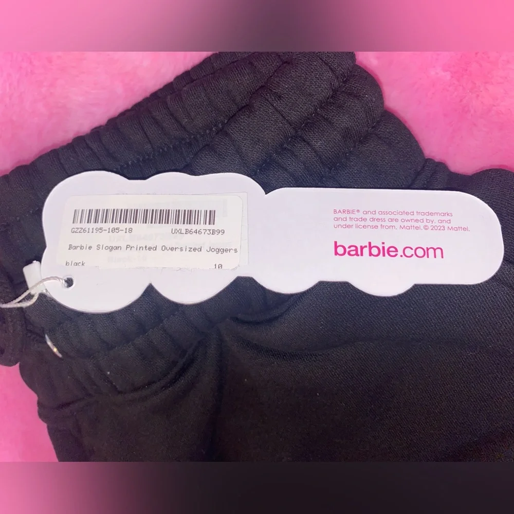 Barbie x Boohoo oversized joggers - Picture 7 of 8